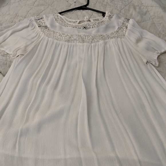 Short sleeve white top - Picture 1 of 2